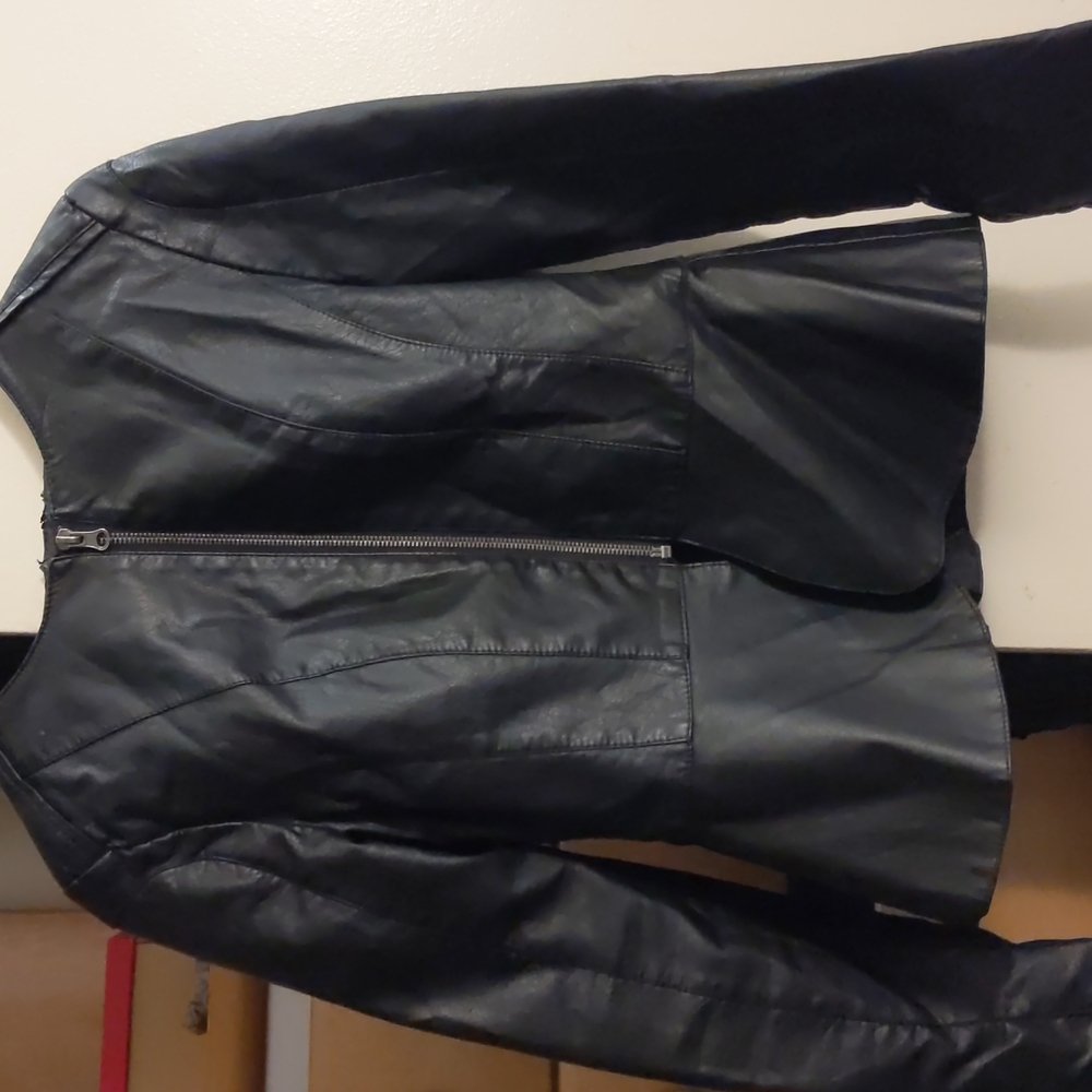 Pleater peaplum jacket